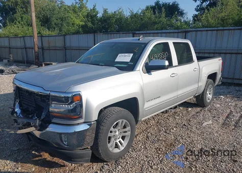 2017 Chevrolet Silverado 1500 1Lt z USA, uszkodzony, nr VIN 3GCUKREC3HG158472